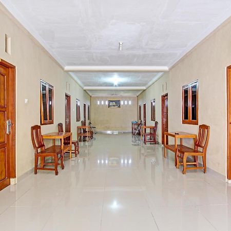 OYO 91353 Hotel Surya Andesa Klaten Bagian luar foto